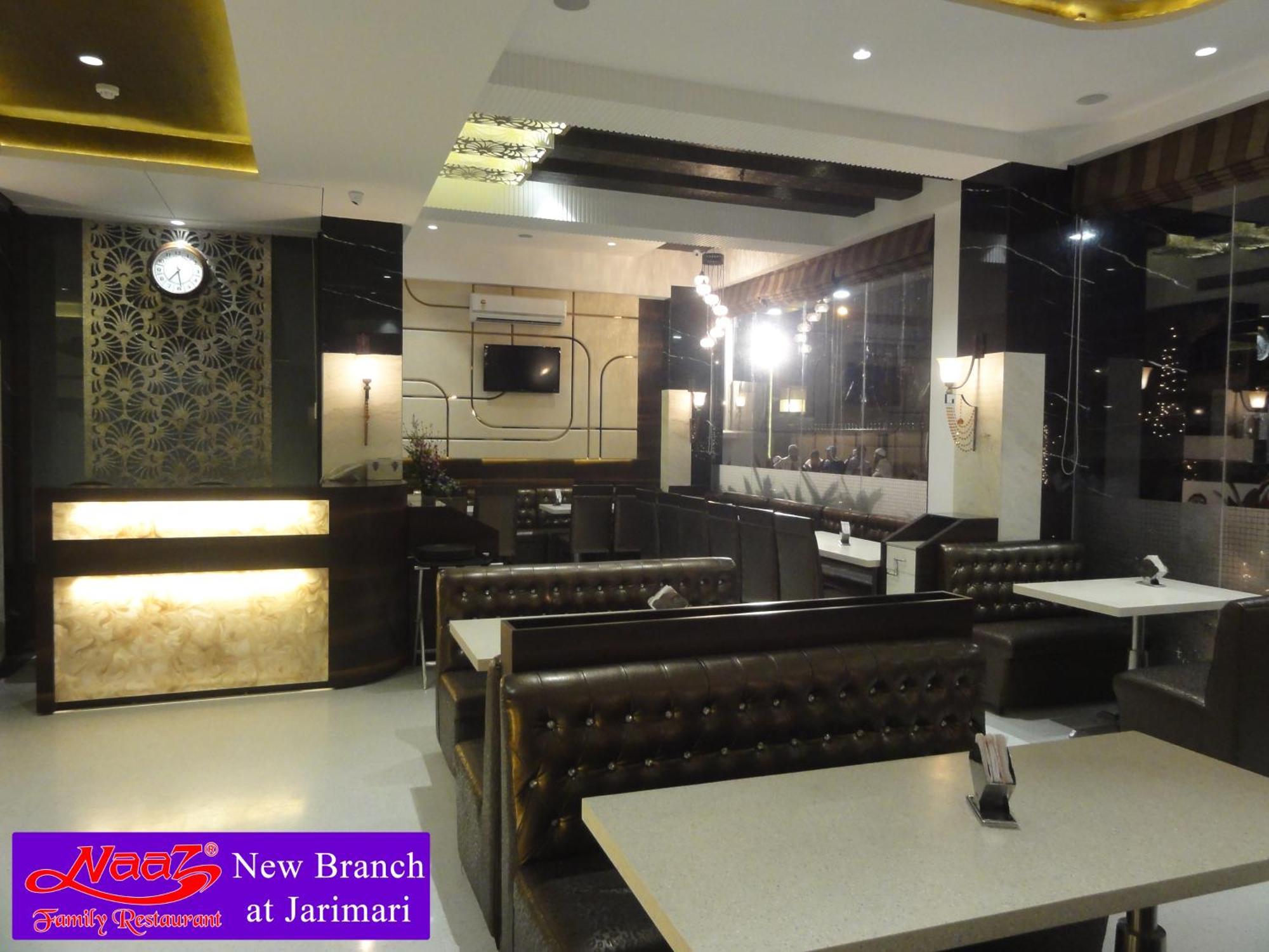 Hotel Naaz Executive Мумбай Екстериор снимка